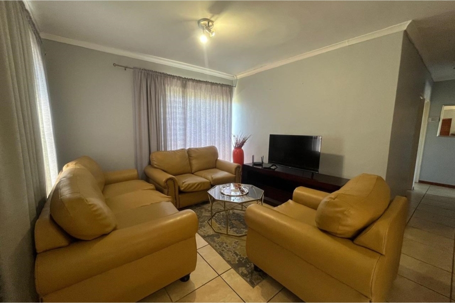 To Let 3 Bedroom Property for Rent in Dal Josafat Western Cape